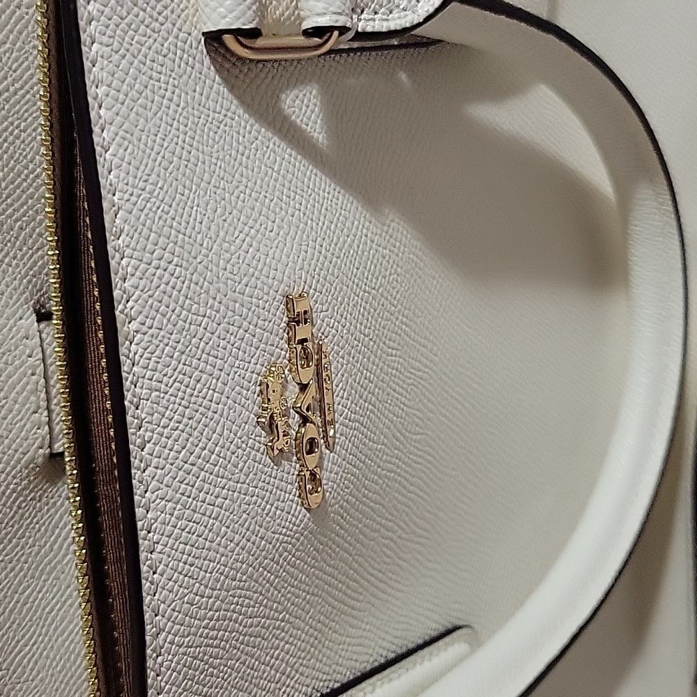 🌸HOST PICK🌸COACH MINI - LILLIE CARYALL BAG - Picture 6 of 16